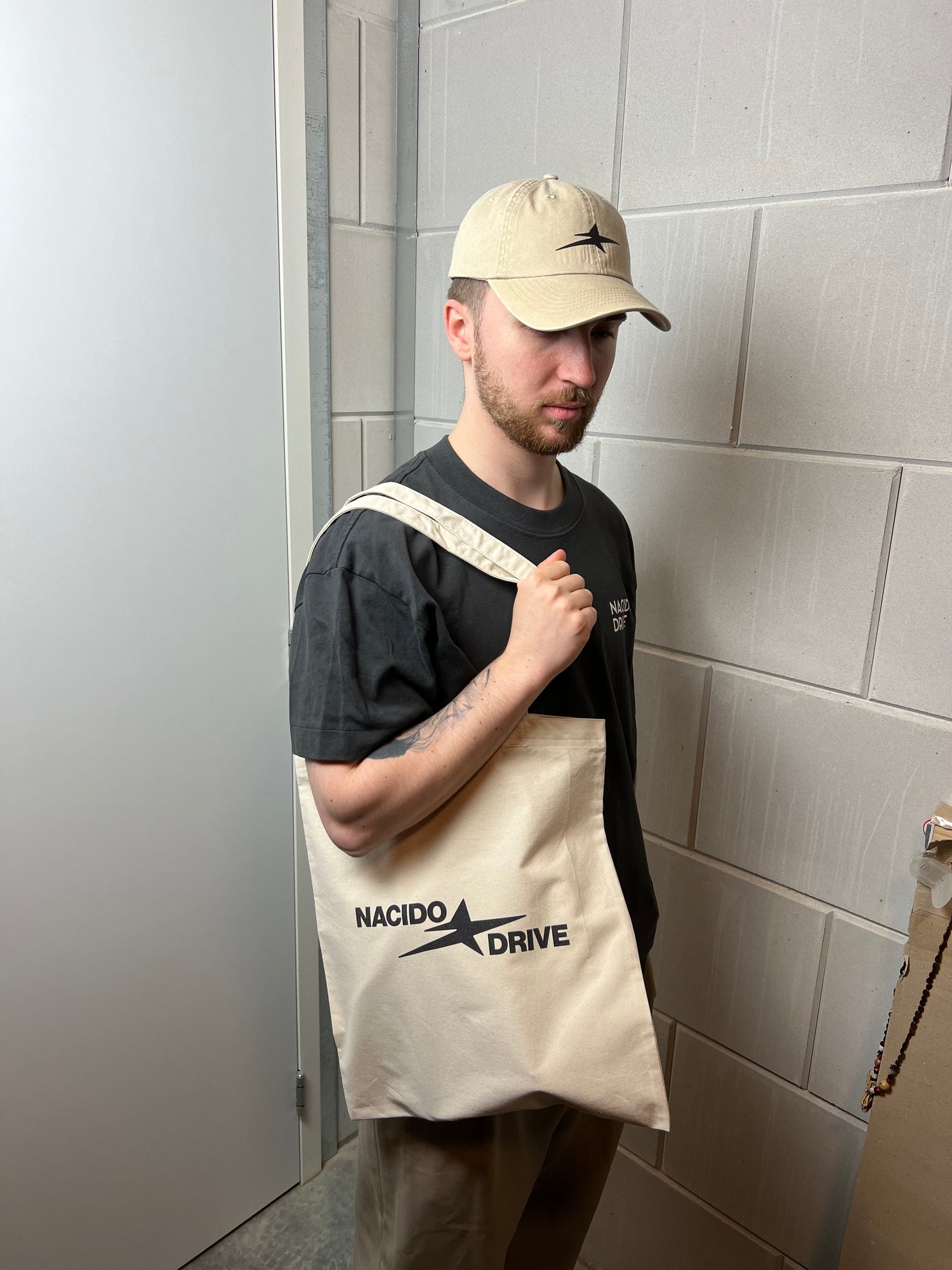 Nacido Tote Bag